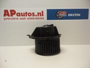 Gebruikte Kachel Ventilatiemotor Audi A3 Sportback (8PA) 1.6 Prijs € 35,00 Margeregeling aangeboden door AP Autos