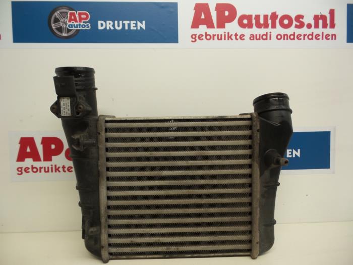 Gebruikte Intercooler Audi A4 (B7) 2.0 TDI 16V Prijs € 24,99 Margeregeling aangeboden door AP Auto's
