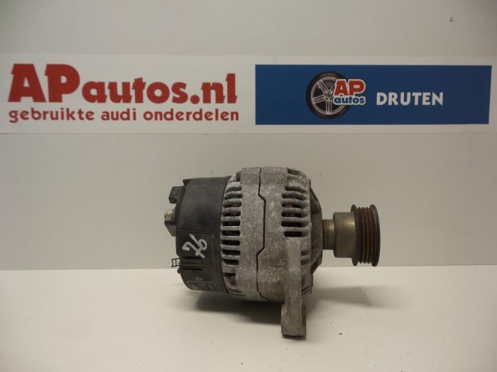 Gebruikte Dynamo Audi 80 Avant (B4) 2.0 E,S Prijs € 49,99 Margeregeling aangeboden door AP Auto's