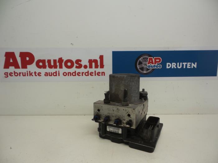 Gebruikte ABS Pomp Audi A4 (B7) 2.0 TDI 16V Prijs € 19,99 Margeregeling aangeboden door AP Auto's