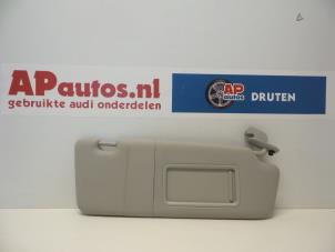Gebruikte Zonneklep Audi A4 Avant (B7) 2.0 20V Prijs € 25,00 Margeregeling aangeboden door AP Autos