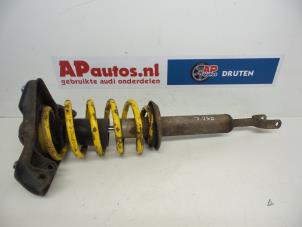Gebruikte Voorpoot links Audi A4 (B5) 1.6 Prijs € 29,99 Margeregeling aangeboden door AP Auto's