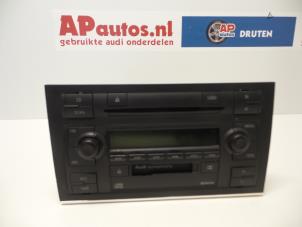 Gebruikte Radio CD Speler Audi A4 Cabrio (B7) 3.0 V6 30V Prijs € 74,99 Margeregeling aangeboden door AP Autos