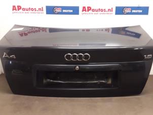 Gebruikte Kofferdeksel Audi A4 (B5) 1.8 20V Prijs € 40,00 Margeregeling aangeboden door AP Autos