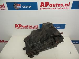 Gebruikte Luchtfilterhuis Audi TT (8N3) 1.8 20V Turbo Quattro Prijs € 40,00 Margeregeling aangeboden door AP Autos