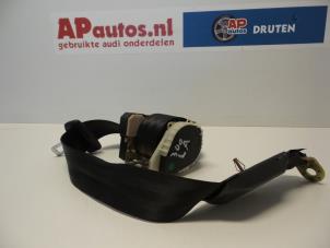 Gebruikte Veiligheidsgordel links-achter Audi A2 (8Z0) 1.4 16V Prijs € 19,99 Margeregeling aangeboden door AP Autos