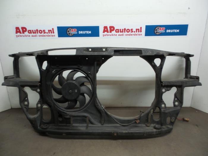 Gebruikte Frontpaneel Audi A4 Avant (B5) 2.5 TDI V6 24V Prijs € 75,00 Margeregeling aangeboden door AP Auto's
