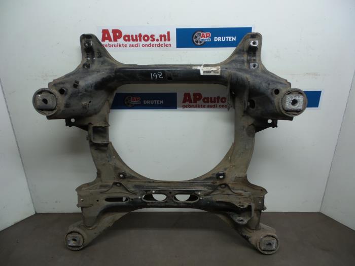 Gebruikte Subframe Audi Q7 (4LB) 3.0 TDI V6 24V Prijs € 99,99 Margeregeling aangeboden door AP Auto's