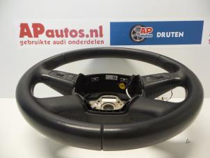 Gebruikte Stuurwiel Audi Q7 (4LB) 3.0 TDI V6 24V Prijs € 49,99 Margeregeling aangeboden door AP Auto's