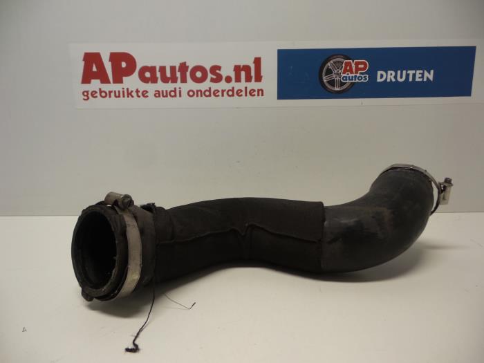 Gebruikte Intercooler Slang Audi A4 (B8) 2.0 TFSI 16V Prijs € 19,99 Margeregeling aangeboden door AP Auto's