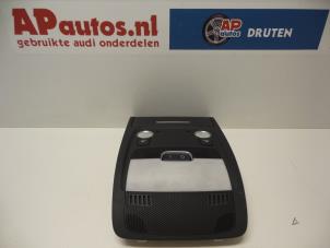 Gebruikte Binnenverlichting voor Audi A5 (8T3) 2.0 FSI 16V Prijs € 54,99 Margeregeling aangeboden door AP Autos