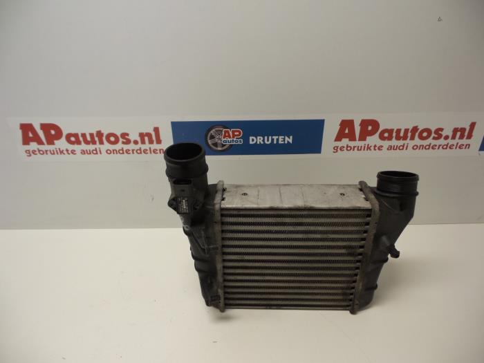Gebruikte Intercooler Audi A4 (B7) 2.0 TFSI 20V Prijs € 24,99 Margeregeling aangeboden door AP Auto's
