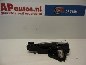 Gebruikte Deurgreep 2Deurs links Audi TT (8J3) 2.0 TDI 16V Quattro Prijs € 24,99 Margeregeling aangeboden door AP Autos