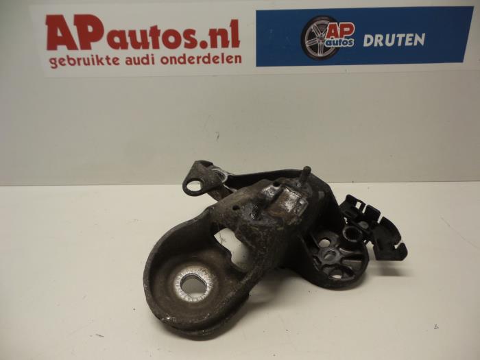 Gebruikte Motorsteun Audi A6 (C5) 2.5 TDI V6 24V Prijs € 19,99 Margeregeling aangeboden door AP Auto's