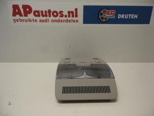 Gebruikte Binnenverlichting voor Audi A4 (B7) 2.0 TFSI 20V Prijs € 19,99 Margeregeling aangeboden door AP Autos