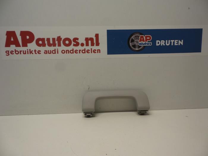 Gebruikte Handgreep Audi A4 (B7) 2.0 TFSI 20V Prijs € 10,00 Margeregeling aangeboden door AP Auto's
