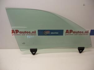 Gebruikte Deurruit 4Deurs rechts-voor Audi A4 Quattro (B6) 3.0 V6 30V Prijs € 34,99 Margeregeling aangeboden door AP Autos