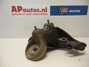Gebruikte Motorsteun Audi A6 Avant Quattro (C6) 3.0 TDI V6 24V Prijs € 25,00 Margeregeling aangeboden door AP Autos