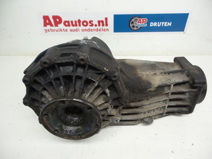 Gebruikte Cardanklok achter Audi S8 (D2) S8 4.2 V8 32V Prijs € 149,99 Margeregeling aangeboden door AP Auto's