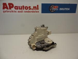 Gebruikte Deurslot Mechaniek 4Deurs rechts-voor Audi Q5 (8RB) 2.0 TDI 16V Quattro Prijs € 29,99 Margeregeling aangeboden door AP Autos