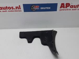 Gebruikte Bumpersteun links-achter Audi A6 (C6) 3.2 V6 24V FSI Prijs € 19,99 Margeregeling aangeboden door AP Autos