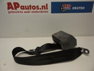 Gebruikte Veiligheidsgordel rechts-achter Audi A5 (8T3) 2.0 FSI 16V Prijs € 19,99 Margeregeling aangeboden door AP Autos