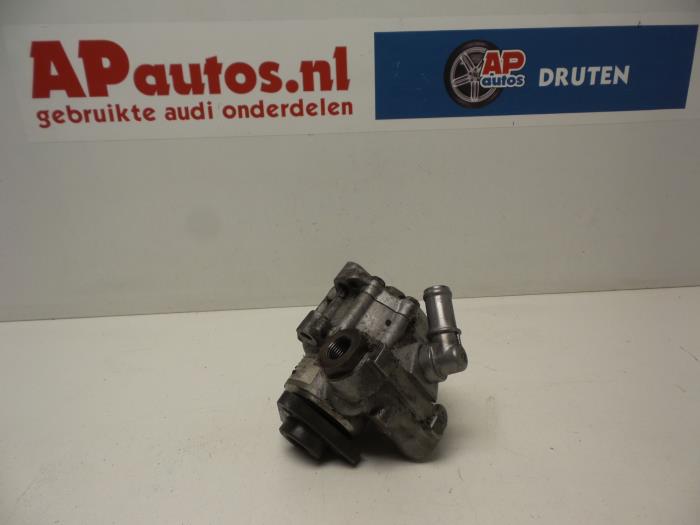 Gebruikte Pomp Servo Audi A4 Avant (B5) 2.5 TDI V6 24V Prijs € 24,99 Margeregeling aangeboden door AP Auto's