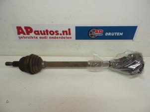 Gebruikte Aandrijfas rechts-achter Audi TT (8N3) 1.8 T 20V Quattro Prijs € 24,99 Margeregeling aangeboden door AP Autos