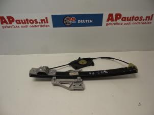 Gebruikte Raammechaniek 4Deurs rechts-achter Audi A4 (B8) 2.0 TFSI 16V Prijs € 24,99 Margeregeling aangeboden door AP Autos