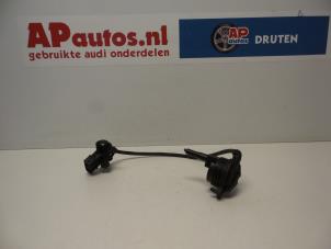 Gebruikte Achteruitrijlicht schakelaar Audi A4 Prijs € 10,00 Margeregeling aangeboden door AP Autos