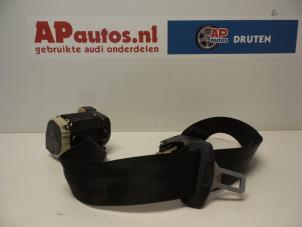 Gebruikte Veiligheidsgordel links-achter Audi A2 (8Z0) 1.6 FSI 16V Prijs € 19,99 Margeregeling aangeboden door AP Autos