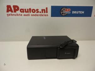 Gebruikte CD Wisselaar Audi TT (8N3) 1.8 T 20V Quattro Prijs € 39,99 Margeregeling aangeboden door AP Autos