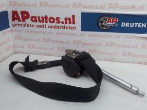 Gebruikte Veiligheidsgordel links-voor Audi Cabrio (B4) 1.9 TDI Prijs op aanvraag aangeboden door AP Autos