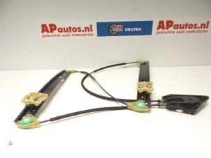 Gebruikte Ruitmechaniek 4Deurs links-voor Audi A1 Sportback (8XA/8XF) 1.4 TFSI Cylinder on demand 16V Prijs € 24,99 Margeregeling aangeboden door AP Autos
