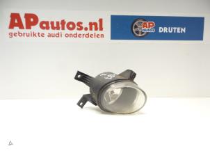 Gebruikte Mistlamp rechts-voor Audi A4 (B7) 2.0 TDI 16V Prijs € 19,99 Margeregeling aangeboden door AP Autos