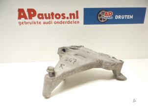 Gebruikte Motorsteun Audi A3 Sportback (8PA) 2.0 TDI 16V Prijs € 35,00 Margeregeling aangeboden door AP Autos
