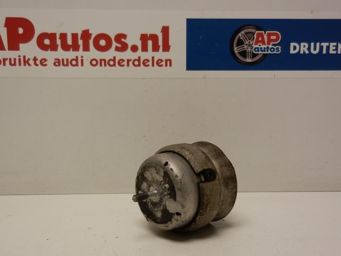 Gebruikte Motorrubber Audi A4 Cabrio (B7) 2.4 V6 30V Prijs € 19,99 Margeregeling aangeboden door AP Auto's