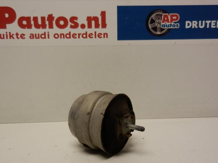 Gebruikte Motorrubber Audi A4 Cabrio (B7) 2.4 V6 30V Prijs € 19,99 Margeregeling aangeboden door AP Auto's