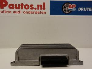 Gebruikte Radio versterker Audi A4 (B8) 1.8 TFSI 16V Prijs € 110,00 Margeregeling aangeboden door AP Autos