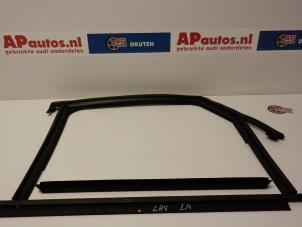 Gebruikte Portierrubber 4Deurs links-achter Audi A1 Sportback (8XA/8XF) 1.2 TFSI Prijs € 20,00 Margeregeling aangeboden door AP Autos