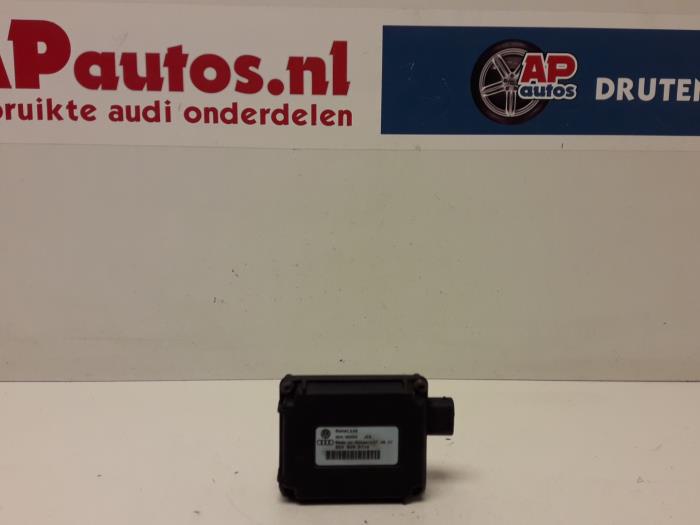 Gebruikte Module (diversen) Audi RS 4 Avant (B7) RS4 4.2 V8 40V Prijs € 34,99 Margeregeling aangeboden door AP Auto's