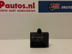 Gebruikte Deur module Audi A6 Avant (C6) 2.7 TDI V6 24V Prijs € 25,00 Margeregeling aangeboden door AP Autos
