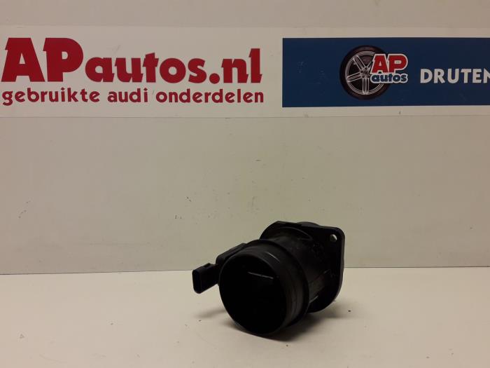 Gebruikte Luchtmassameter Audi A3 Sportback (8VA/8VF) 1.6 TDI Ultra 16V Prijs € 9,99 Margeregeling aangeboden door AP Auto's