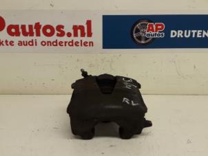 Gebruikte Remklauw (Tang) rechts-voor Audi A3 Sportback (8PA) 1.9 TDI Prijs € 50,00 Margeregeling aangeboden door AP Autos
