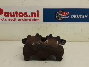 Gebruikte Remklauw (Tang) links-voor Audi Cabrio (B4) 2.8 E Prijs € 19,99 Margeregeling aangeboden door AP Autos