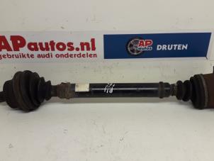 Gebruikte Aandrijfas rechts-voor Audi A4 (B5) 2.6 E V6 Prijs € 24,99 Margeregeling aangeboden door AP Auto's