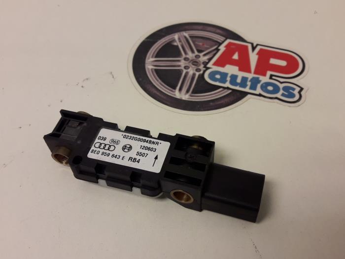 Gebruikte Airbag Sensor Audi A4 (B6) 1.9 TDI PDE 130 Prijs € 10,00 Margeregeling aangeboden door AP Auto's