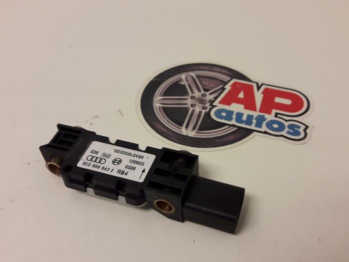 Gebruikte Airbag Sensor Audi A4 (B6) 1.9 TDI PDE 130 Prijs € 10,00 Margeregeling aangeboden door AP Auto's