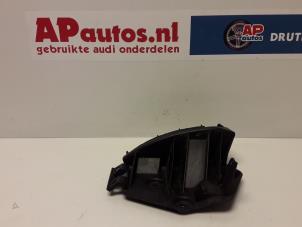 Gebruikte Bumperhoek links-achter Audi A3 Sportback (8PA) 1.9 TDI Prijs € 45,00 Margeregeling aangeboden door AP Autos