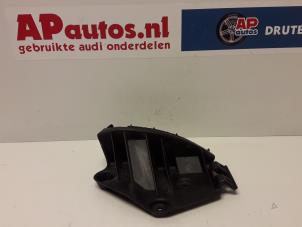 Gebruikte Bumperhoek rechts-achter Audi A3 Sportback (8PA) 1.9 TDI Prijs € 45,00 Margeregeling aangeboden door AP Autos